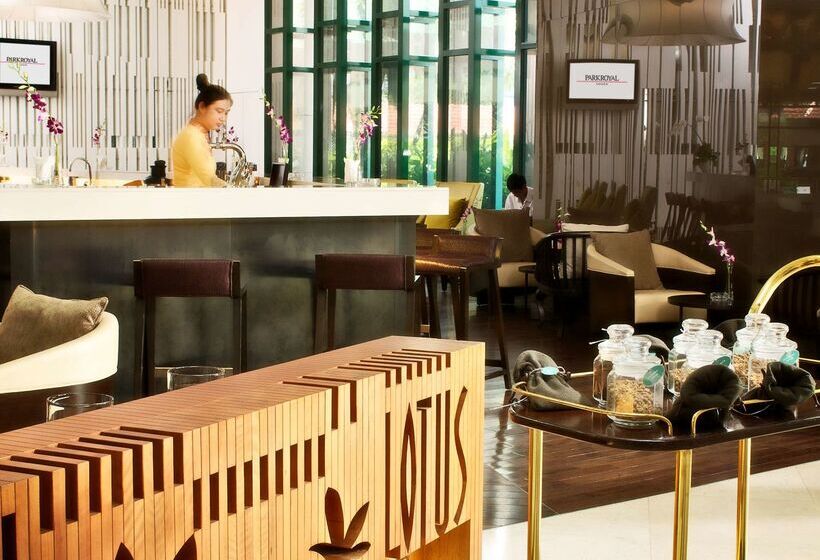 Отель Parkroyal Saigon