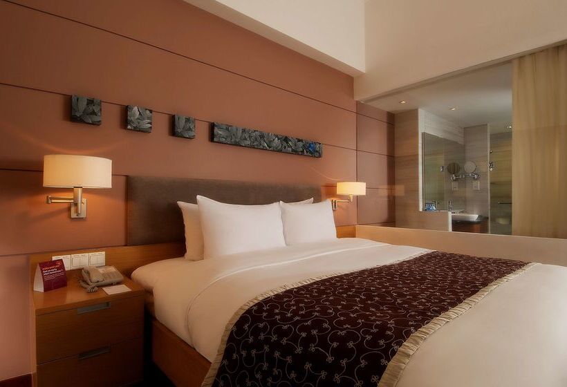 Отель Parkroyal Saigon