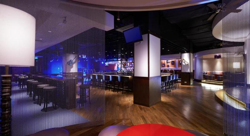 هتل Parkroyal Yangon