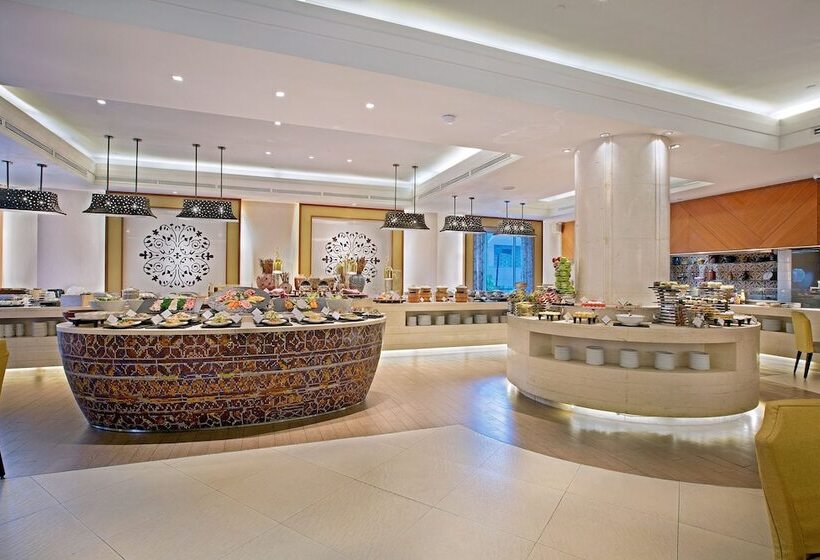 هتل Parkroyal Yangon