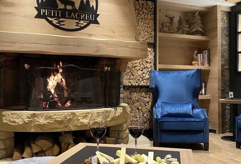 Отель Petit Lacreu