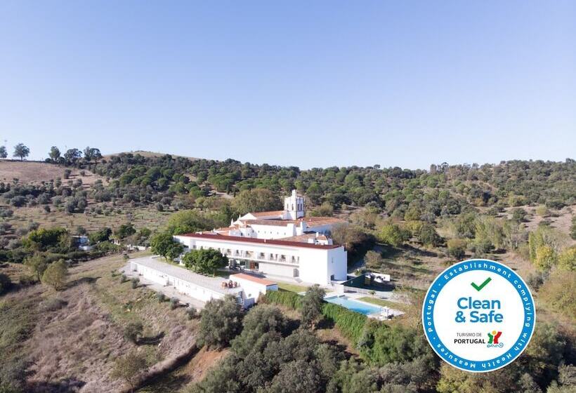 هتل Pousada Convento De Arraiolos
