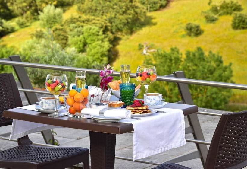 هتل Pousada Convento De Arraiolos