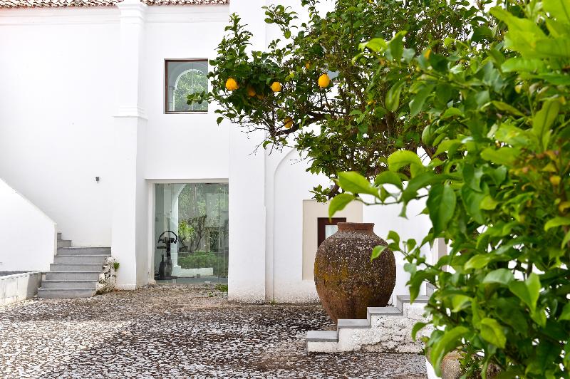 هتل Pousada Convento De Arraiolos