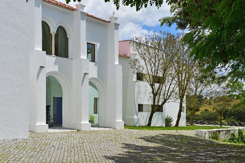 هتل Pousada Convento De Arraiolos