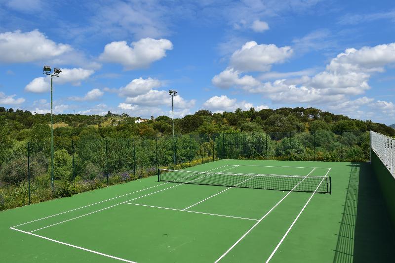 هتل Pousada Convento De Arraiolos