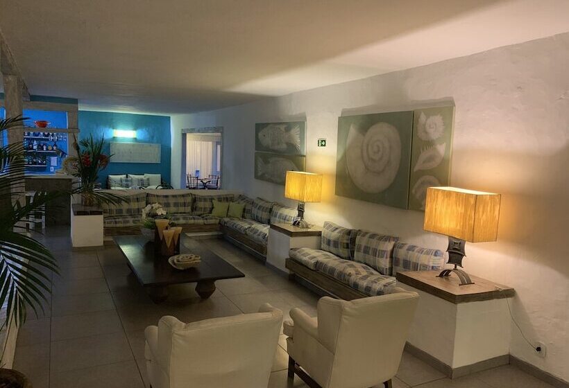 هتل Pousada Dos Gravatas