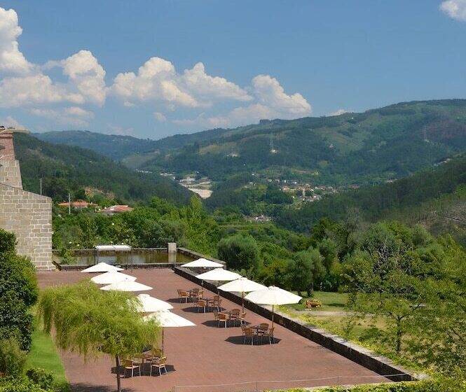 Отель Pousada Mosteiro De Amares