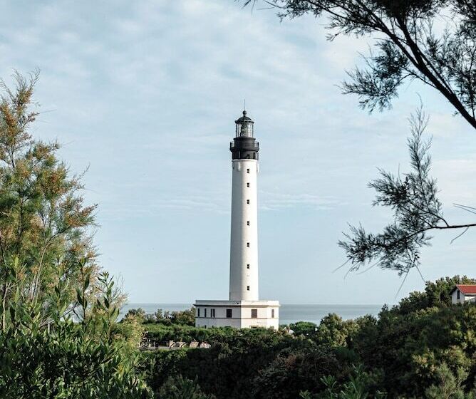 هتل Regina Experimental Biarritz