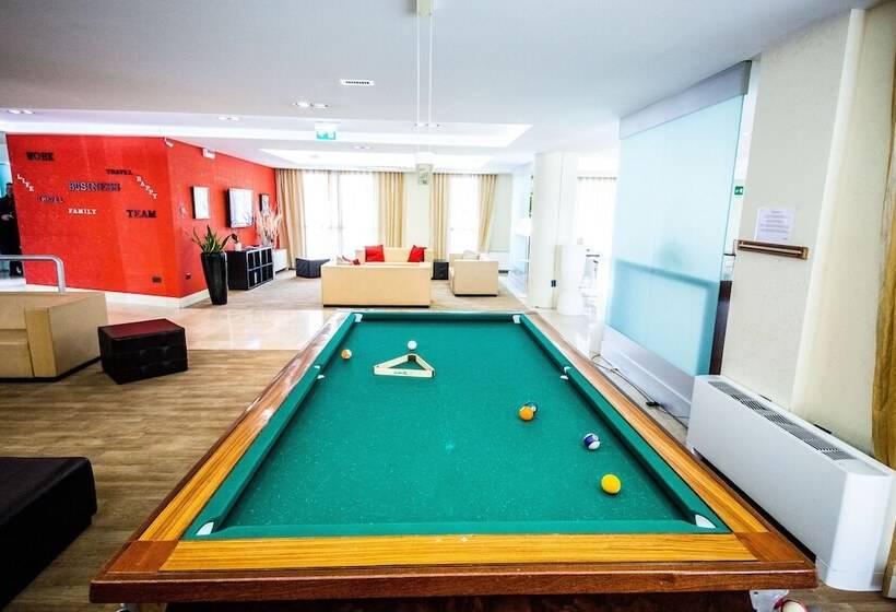 בית מלון כפרי Roma Tor Vergata