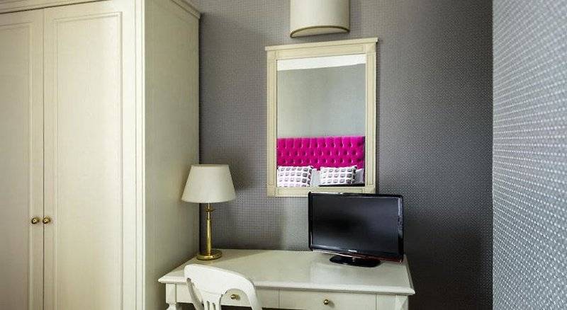 هتل Room Mate Luca