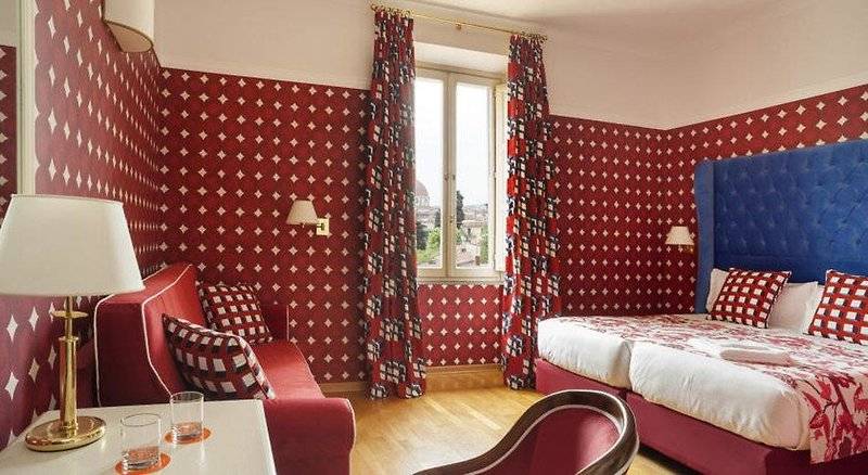 هتل Room Mate Luca