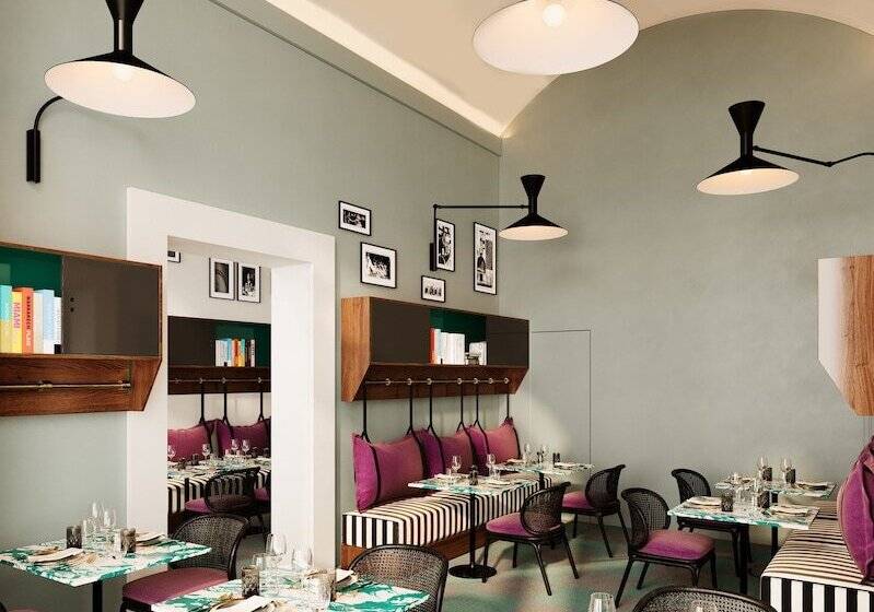 هتل Room Mate Luca