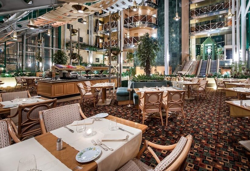 בית מלון כפרי Royal Garden