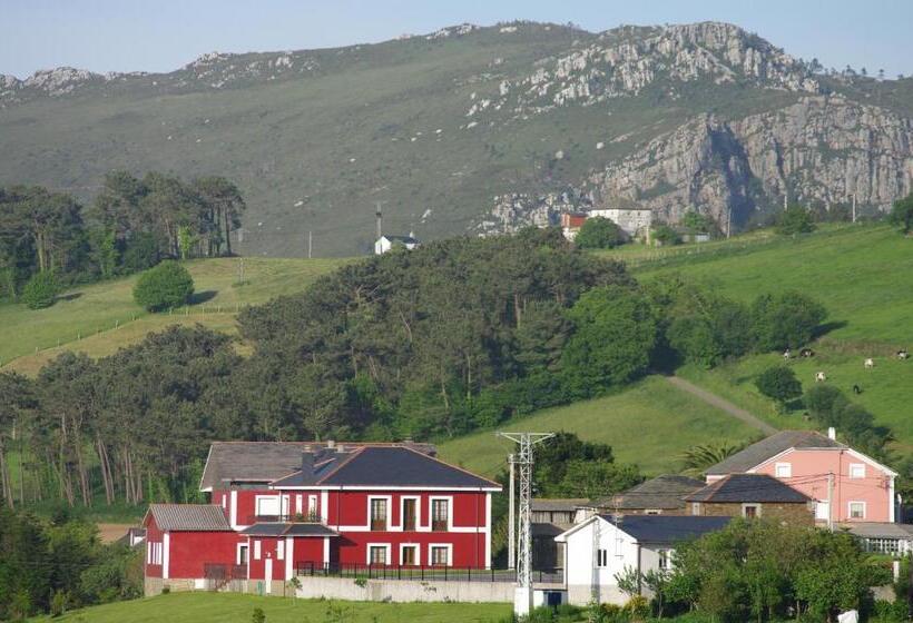 هتل Turismo Rural Suquin