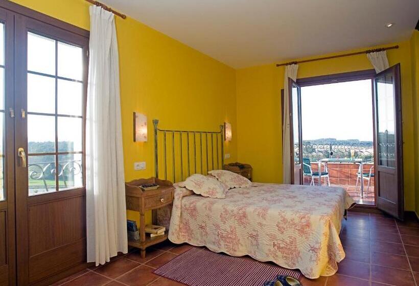 هتل Turismo Rural Suquin