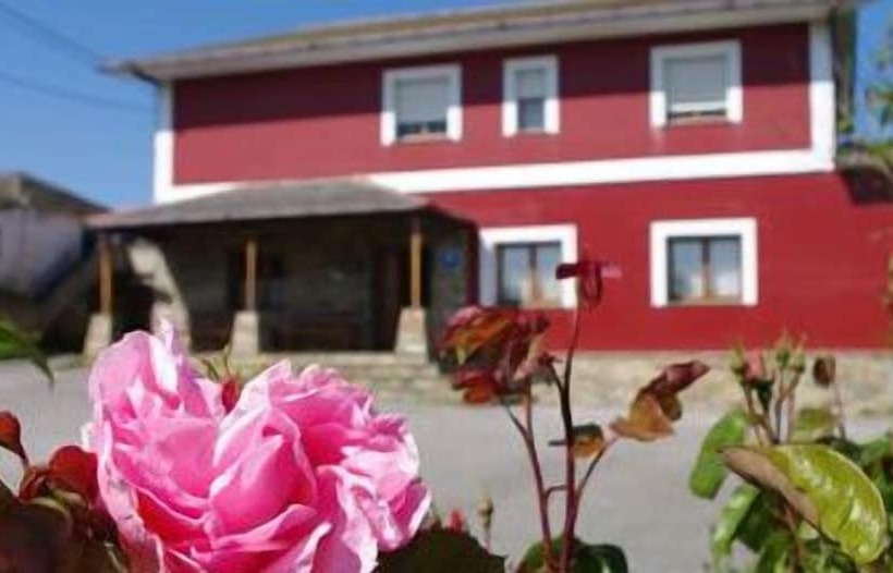 هتل Turismo Rural Suquin