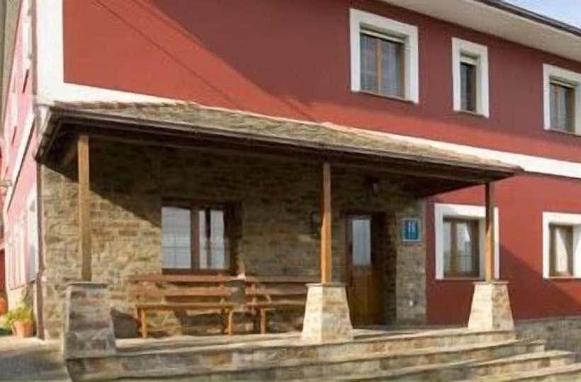 هتل Turismo Rural Suquin