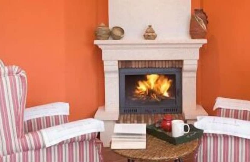 هتل Turismo Rural Suquin