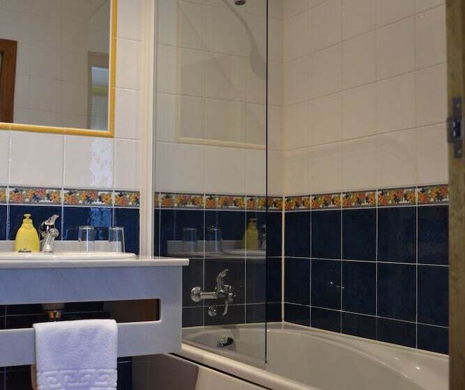 هتل Turismo Rural Suquin