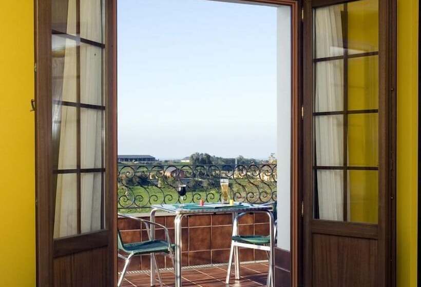 هتل Turismo Rural Suquin