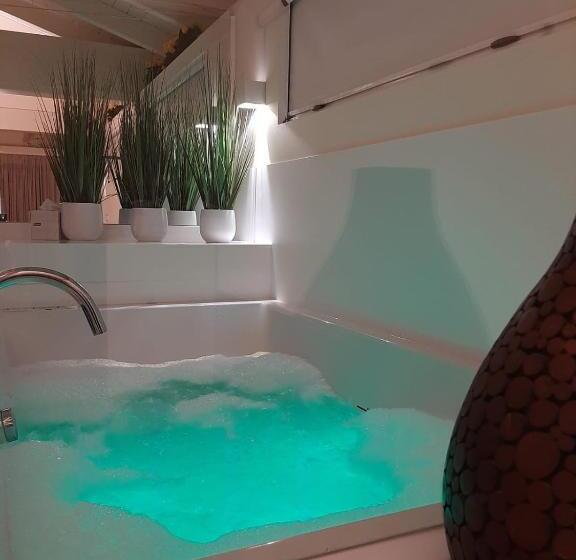 교외 호텔 Tancat De Codorniu