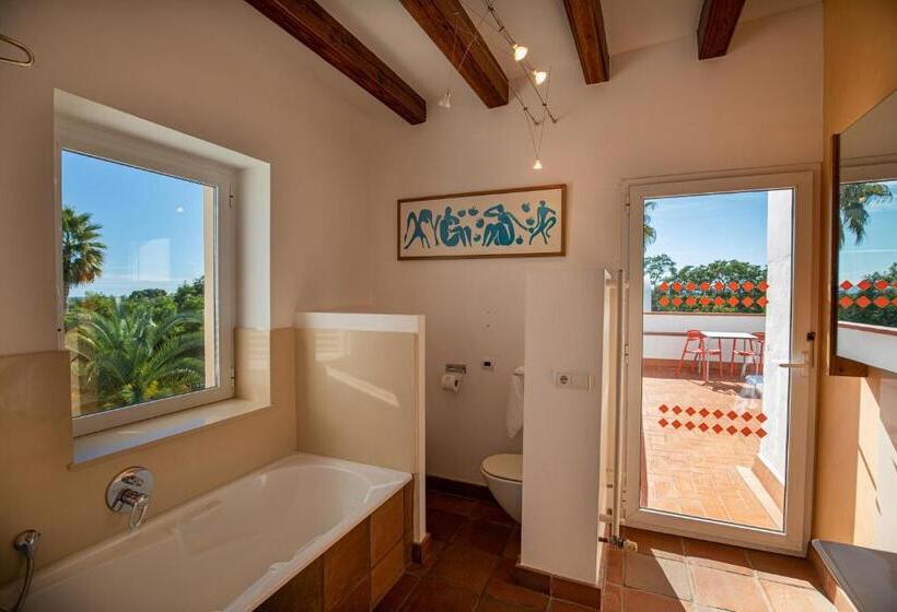 교외 호텔 Tancat De Codorniu