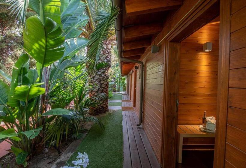 교외 호텔 Tancat De Codorniu