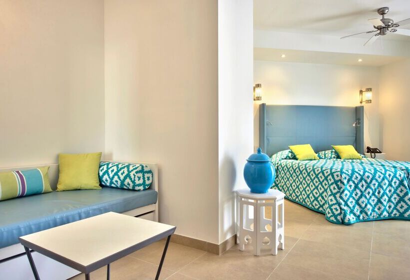 Db San Antonio Hotel + Spa All Inclusive