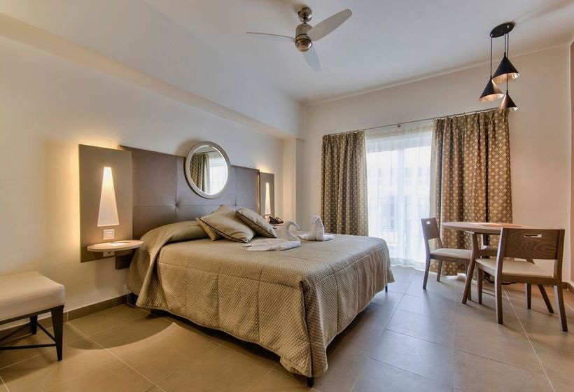 Db San Antonio Hotel + Spa All Inclusive