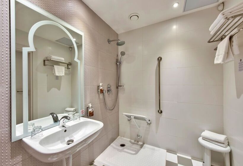 Db San Antonio Hotel + Spa All Inclusive