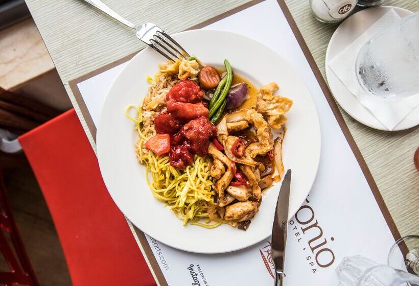 Db San Antonio Hotel + Spa All Inclusive