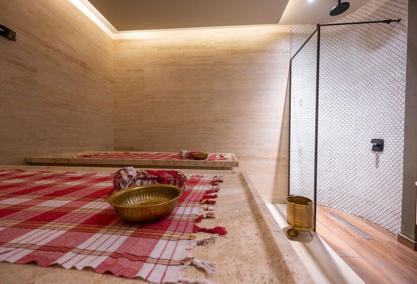 Db San Antonio Hotel + Spa All Inclusive