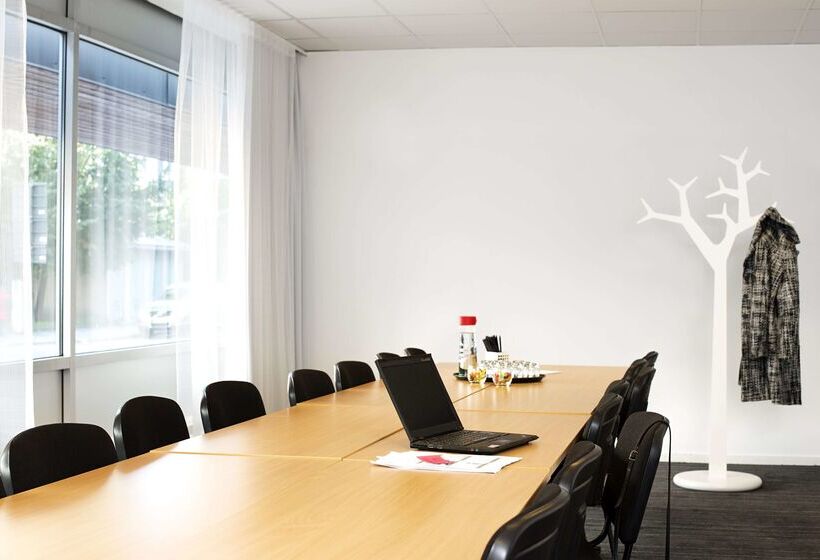 בית מלון כפרי Scandic Sundsvall City