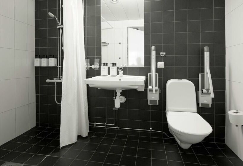 בית מלון כפרי Scandic Sundsvall City