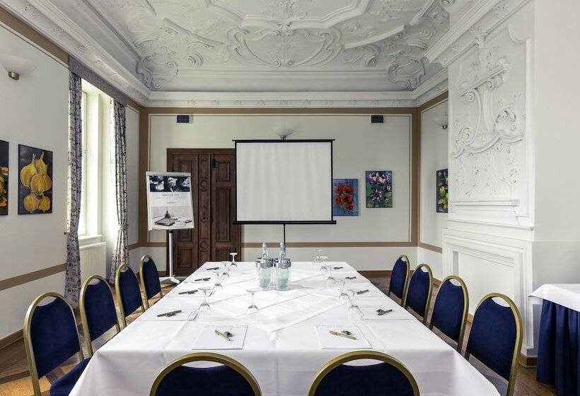 Hotel Schloss Neustadt  Glewe