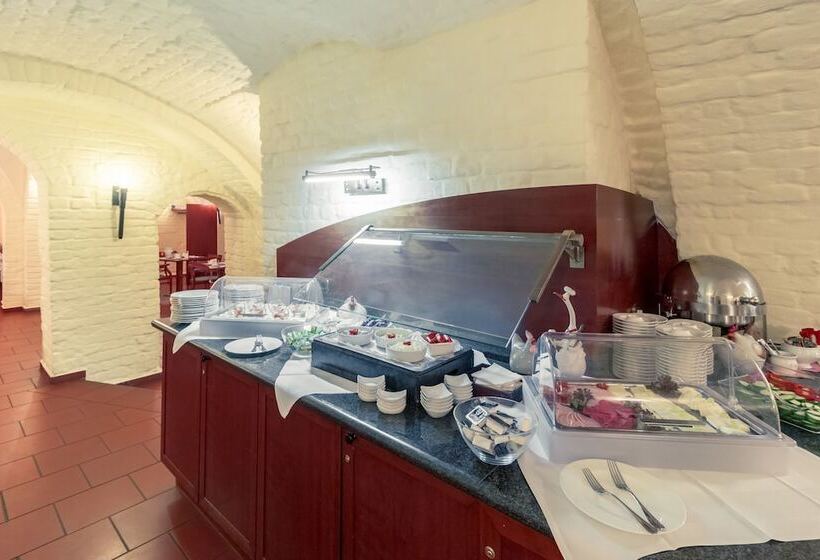 Hotel Schloss Neustadt  Glewe