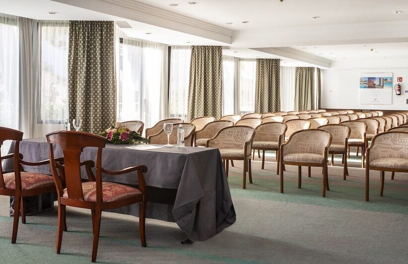 酒店 Serrano Palace