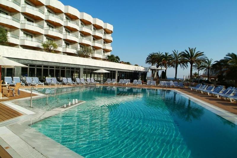 酒店 Serrano Palace