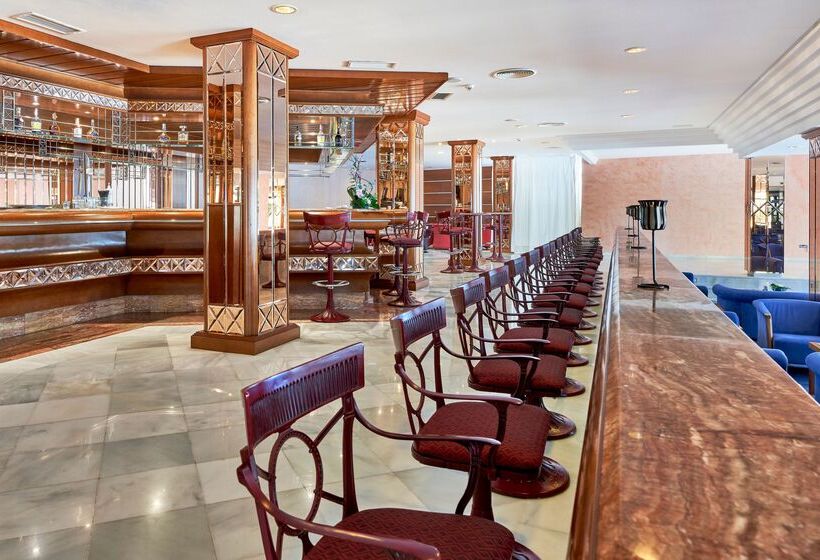 酒店 Serrano Palace