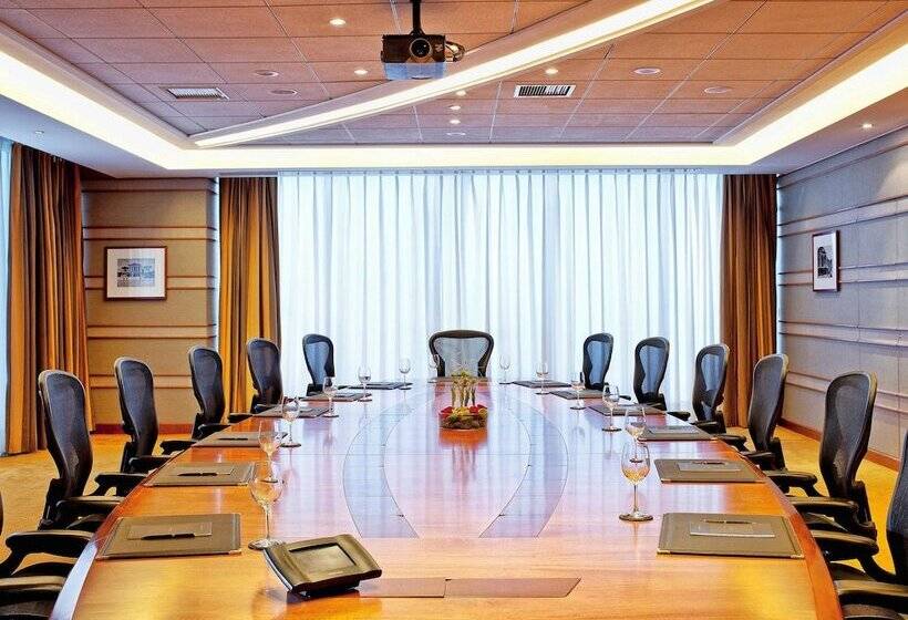 ホテル Sofitel Athens Airport