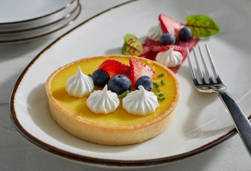 هتل Sofitel Chicago Magnificent Mile