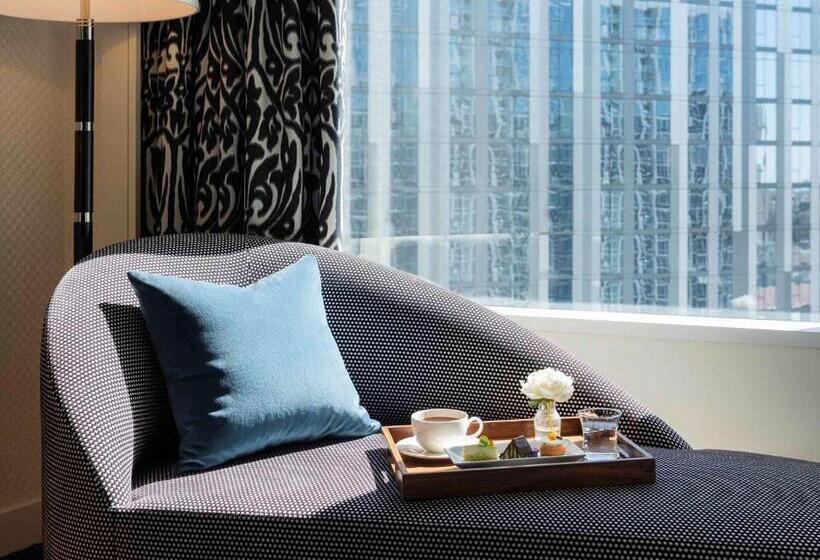 هتل Sofitel Chicago Magnificent Mile