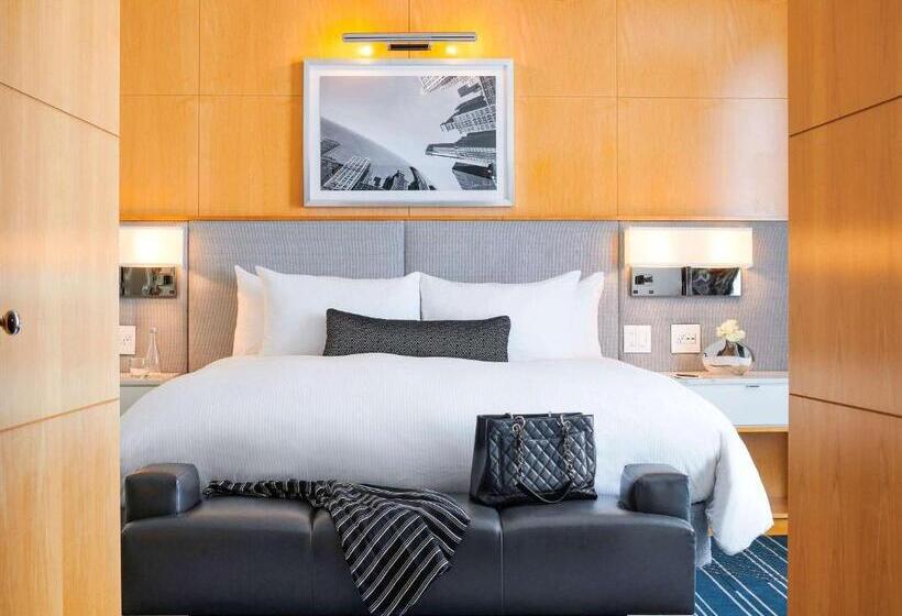 هتل Sofitel Chicago Magnificent Mile