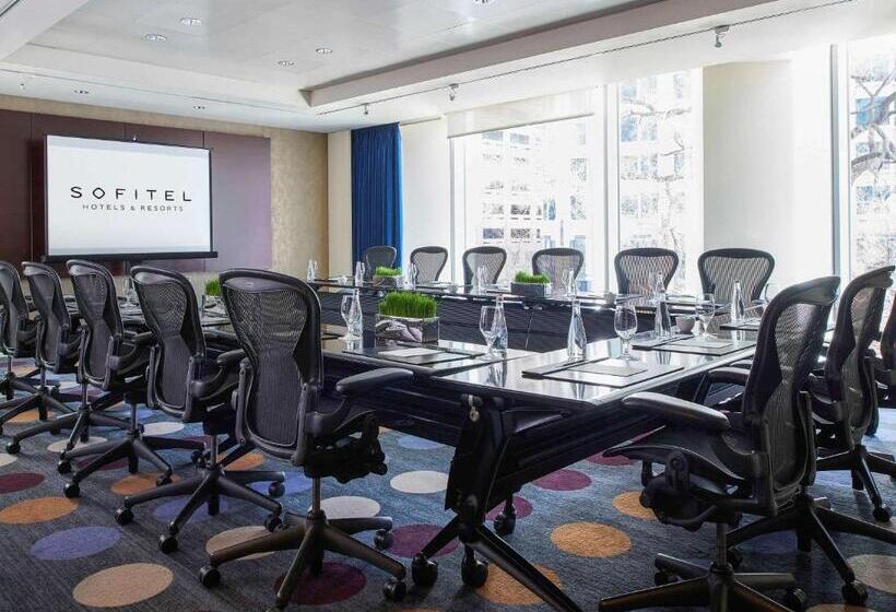 هتل Sofitel Chicago Magnificent Mile