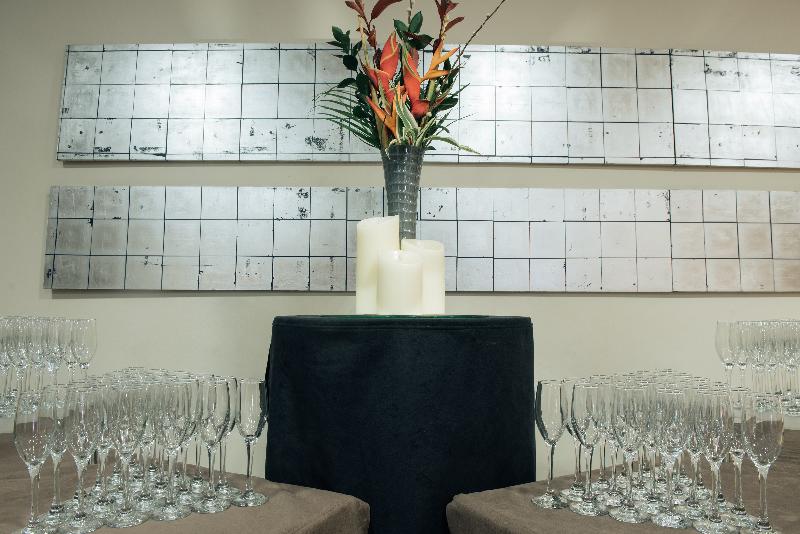 Отель Sofitel London Gatwick