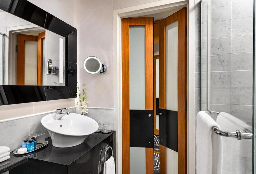 호텔 Sofitel Montreal Golden Mile