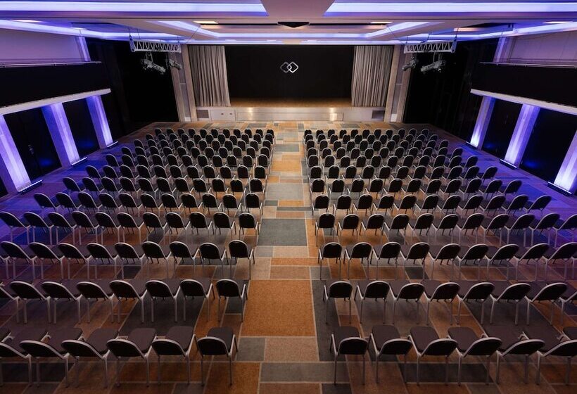 ホテル Sofitel Warsaw Victoria