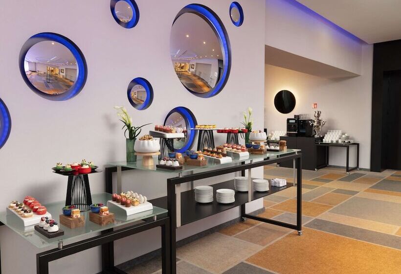 ホテル Sofitel Warsaw Victoria