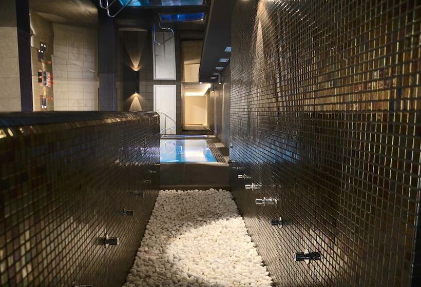 هتل Spa Acevi Val D’aran